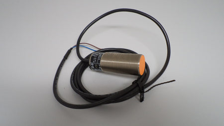 ifm efector induktiver Nährungsschalter II0011 IIA2010-AB0A