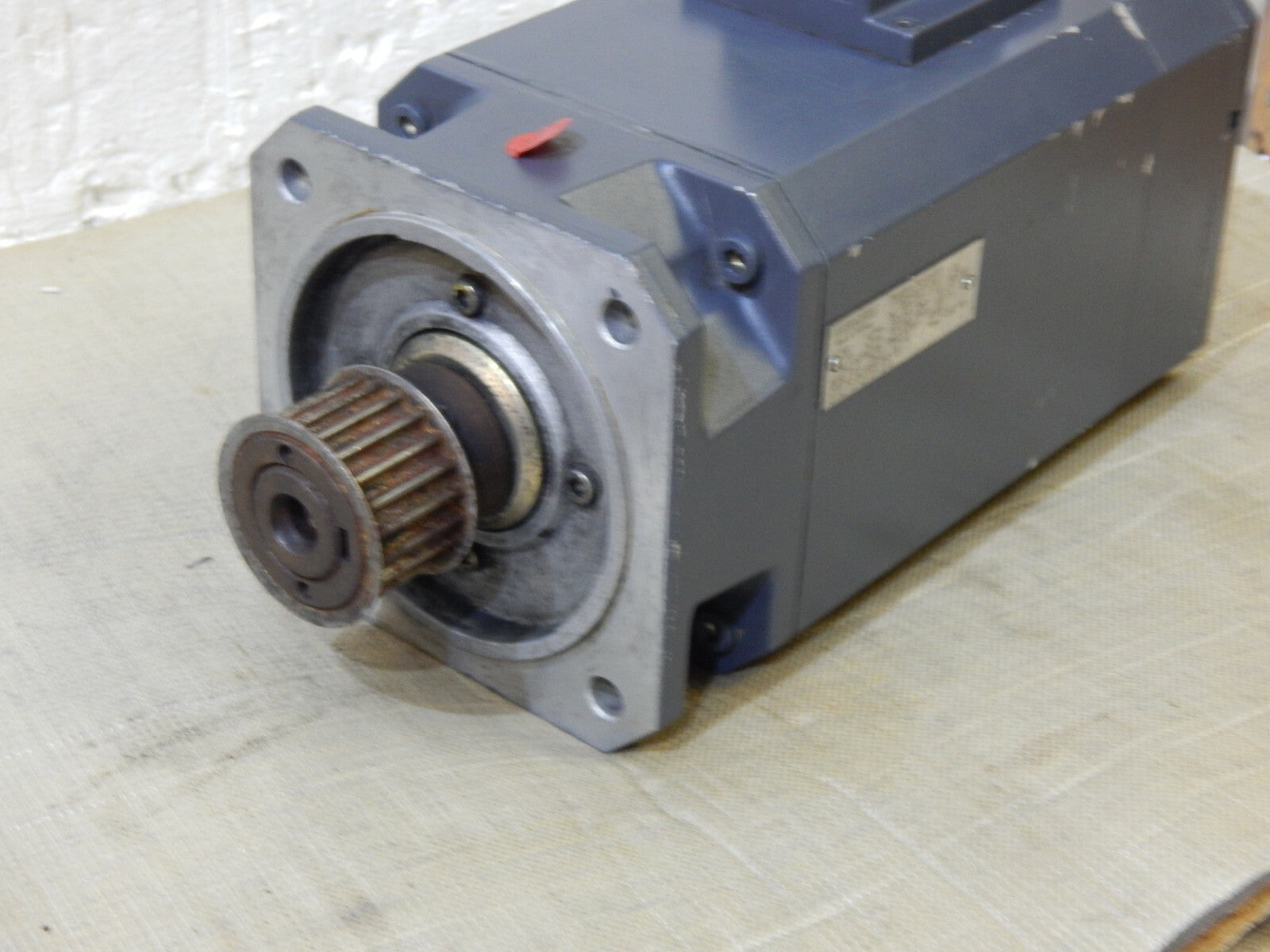 Siemens 1FT6084-8AH71-3AA1 Servomotor used