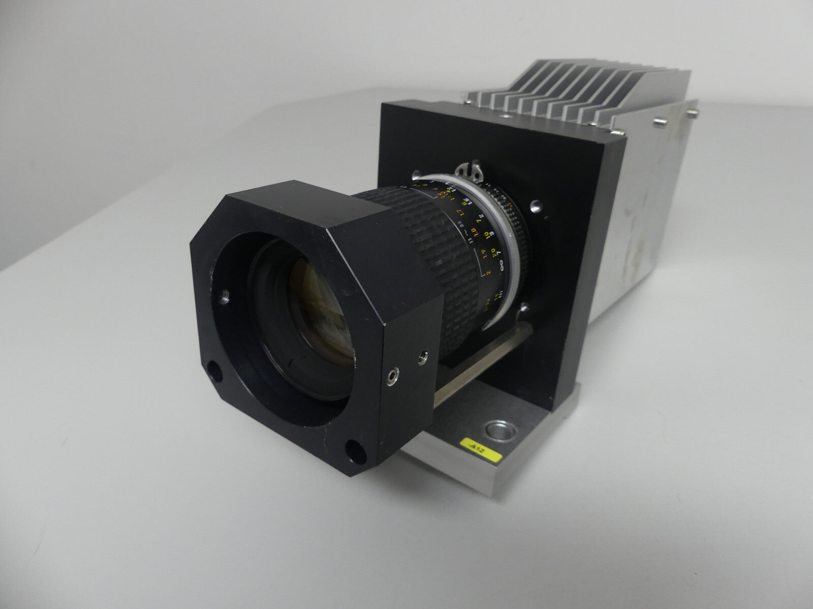 Nikon Nikkor 105 mm 1: 2.8 301673