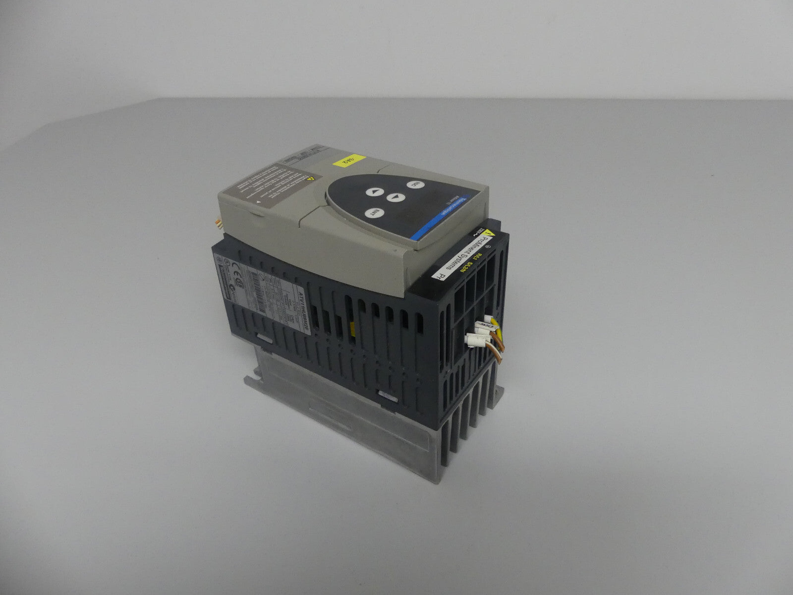 Telemecanique Altivar 11  ATV11HU09M2E Frequenzumrichter 0,37 kW