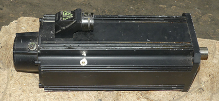 REXROTH INDRAMAT PERMANENT MAGNET MHD112D-027-PG0-BN SERVO MOTOR Used