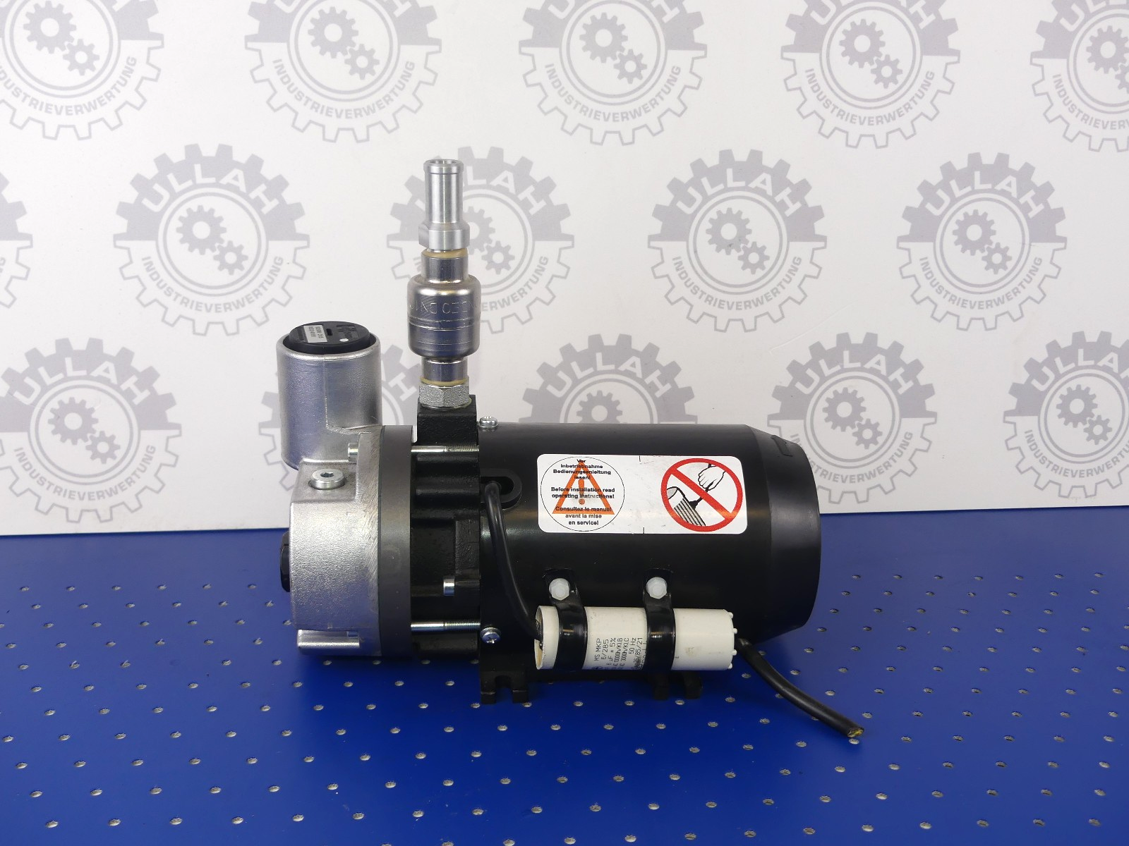 BUSCH PB 0004 B 000  Vakuum pump