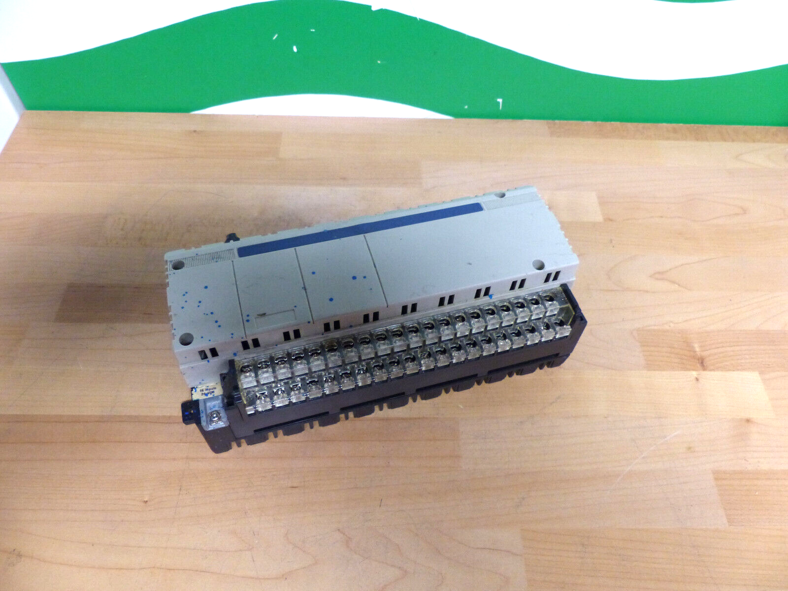 SCHNEIDER ELECTRIC TBXDES1622 used s.Bilder