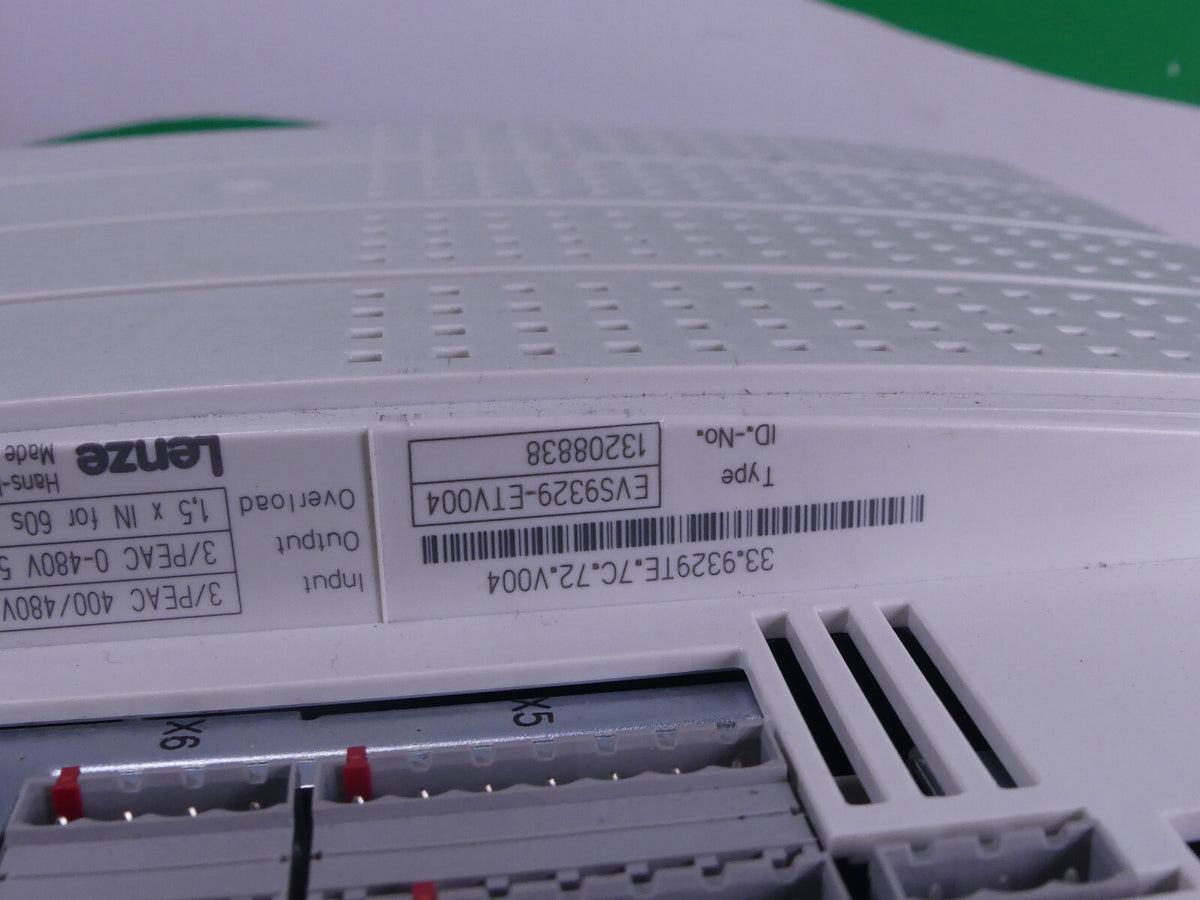 Lenze Wechselrichter EVS9329-ETV004 s.Bilder