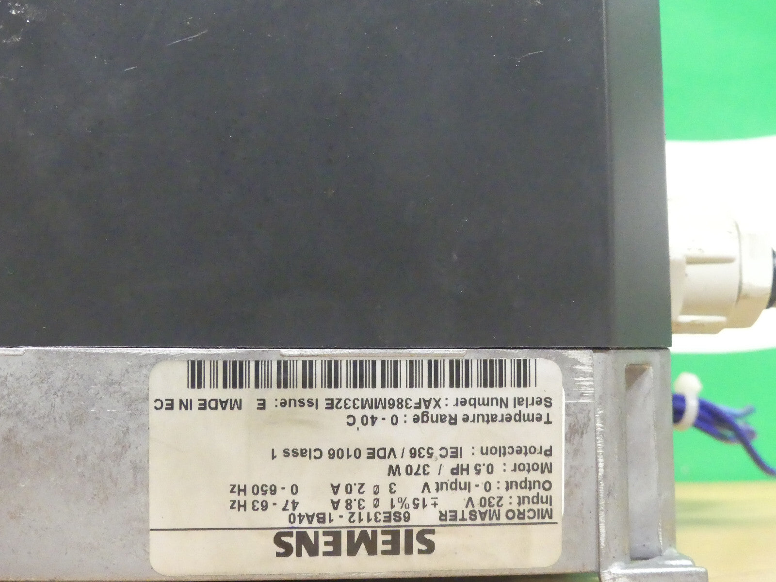 SIEMENS 6SE3112-1BA40  USED  MICROMASTER 0,37kW