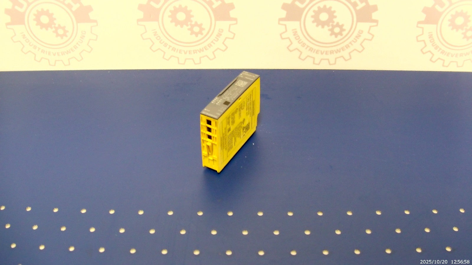 Siemens 6ES7 136-6DB00-0CA0