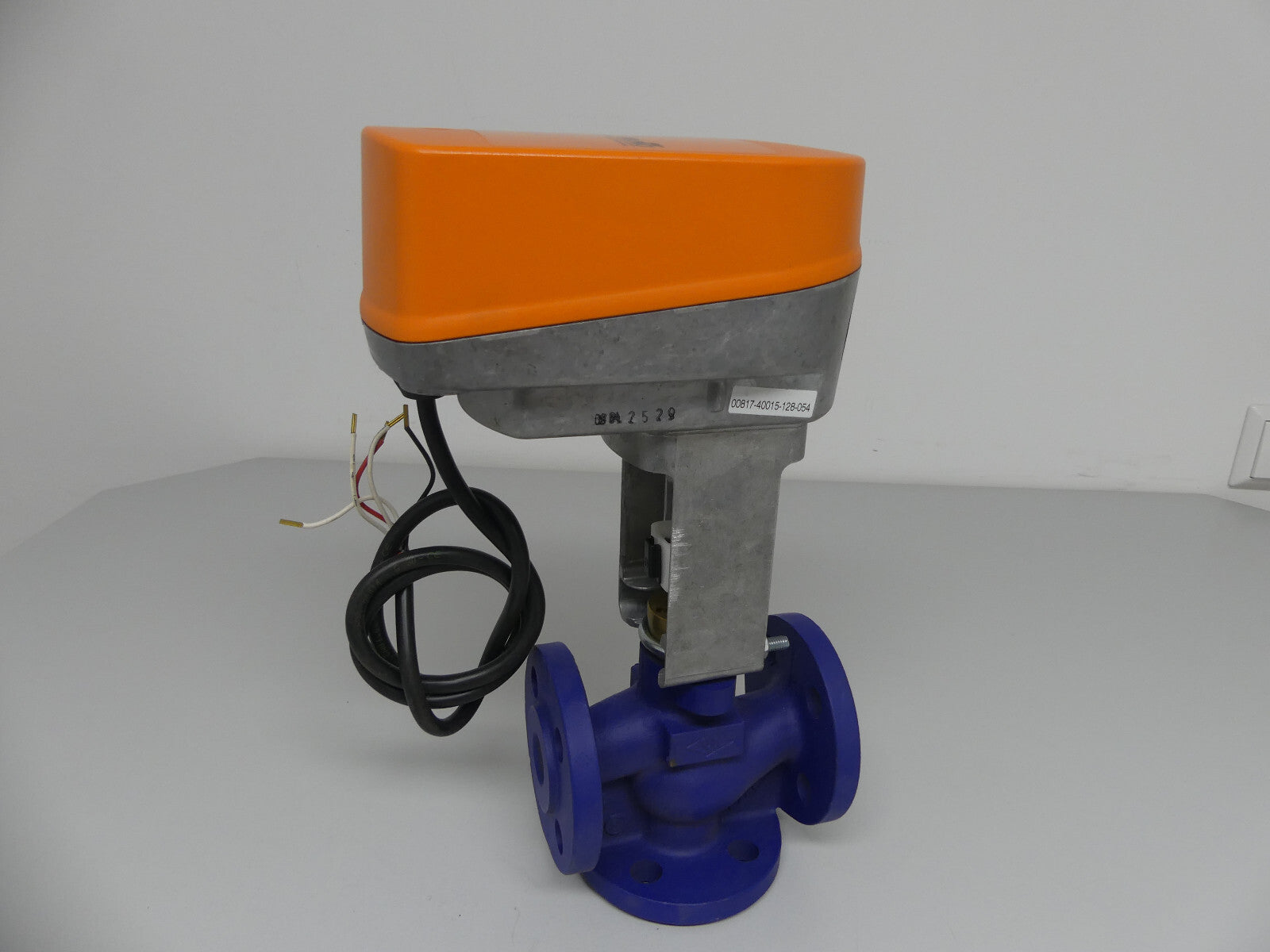 Belimo NVD24-SR +  UNV-002 Hubventil + H 714N
