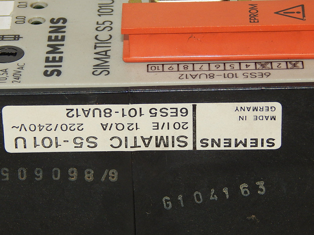 SIEMENS Simatic S5 101U, 6ES5 101-8UA12 Zentralgerät Central Controller  used