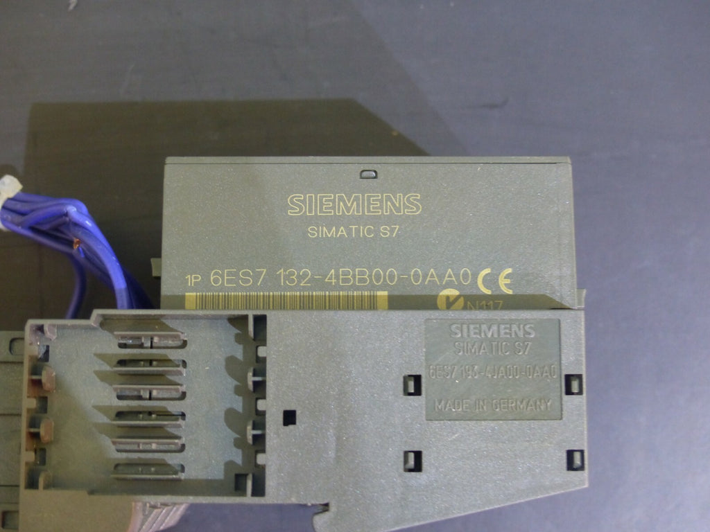 4x Siemens 6ES7 132-4BB00-0AA0 / 6ES7132-4BB00-0AA0