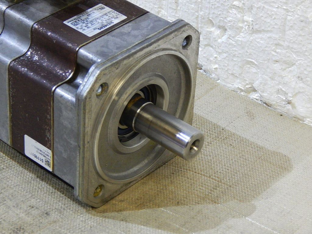  Siemens 3~Servomotor  1FK7060-5AF71-1EG0 // 1FK70605AF711EG0 used