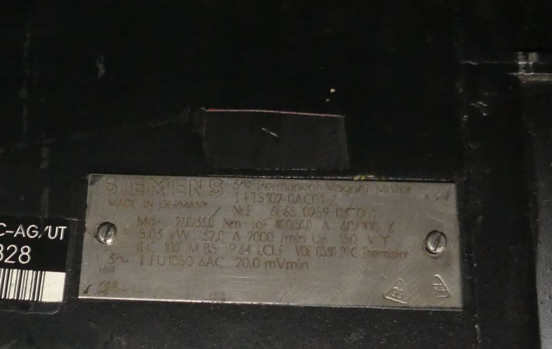 SIEMENS 1FT5102-0AC01-Z