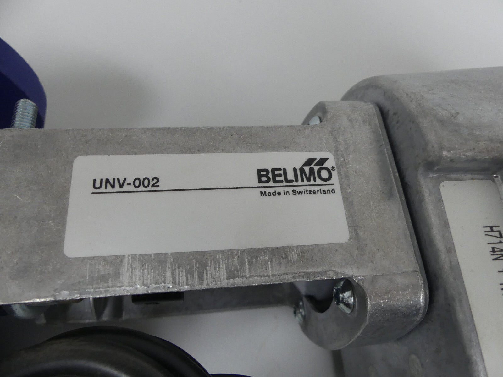 Belimo NVD24-SR +  UNV-002 Hubventil + H 714N