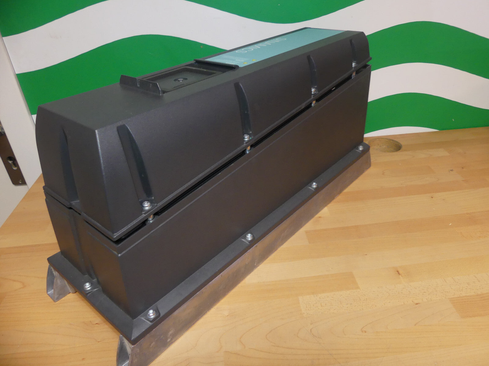 Siemens  SINAMICS PM230 6SL3223-0DE27-5AG1 / 6SL32230DE275AG1  Frequenzumrichter