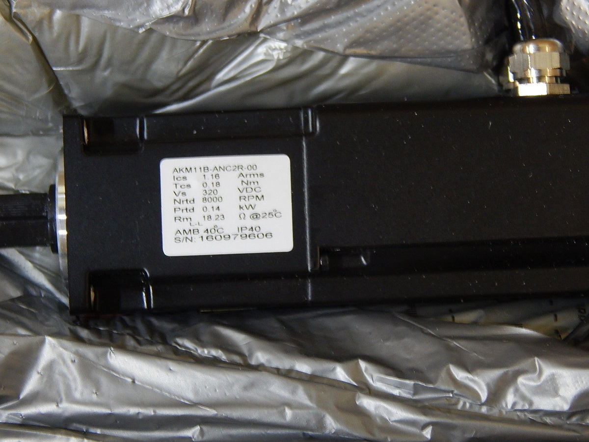 KOLLMORGEN  SERVOMOTOR AKM11B-ANC2R-00 320V  8000RPM 