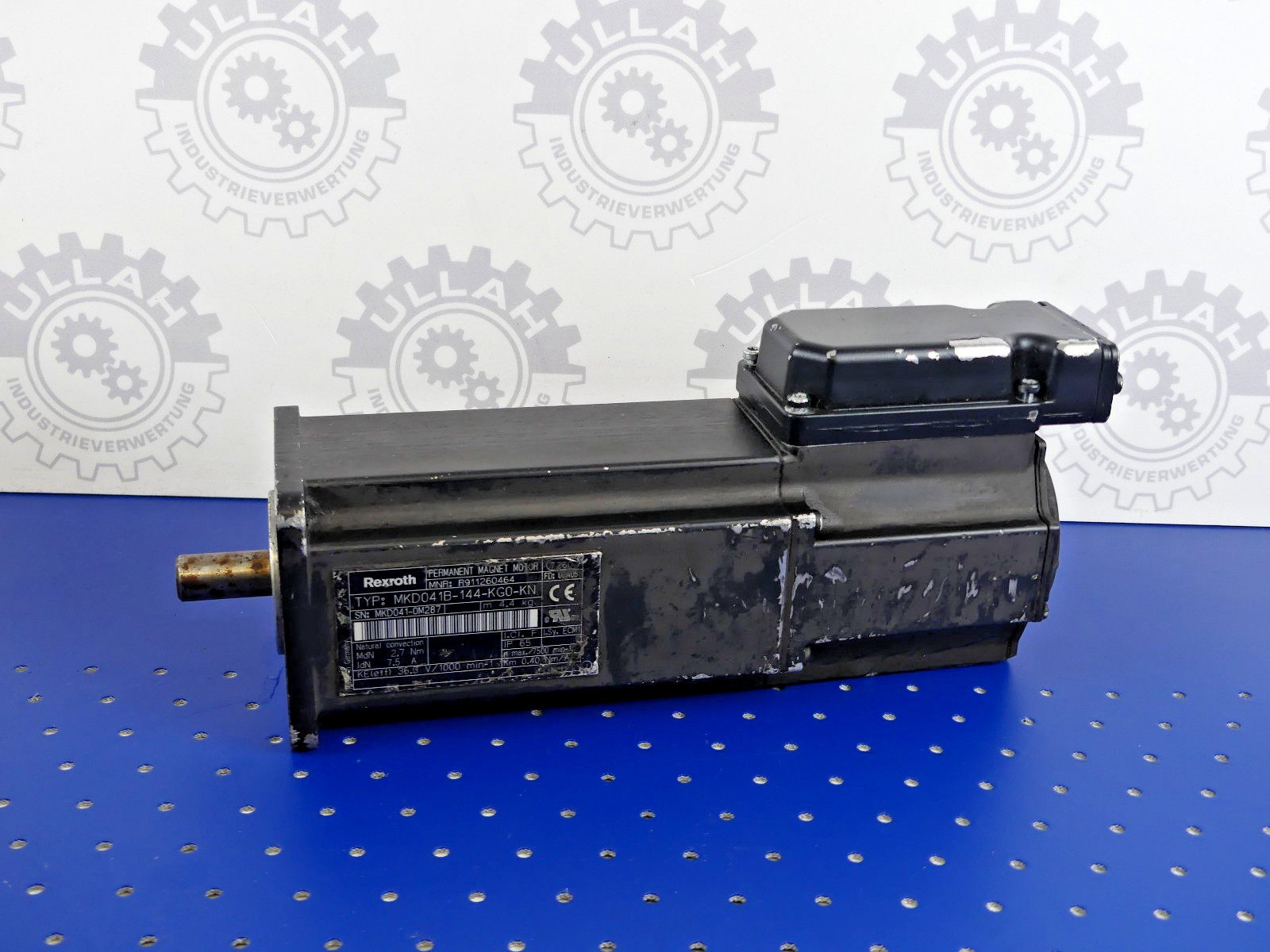  Rexroth Indramat MKD041B-144-KG0-KN Servomotor Permanent Magnet Motor used