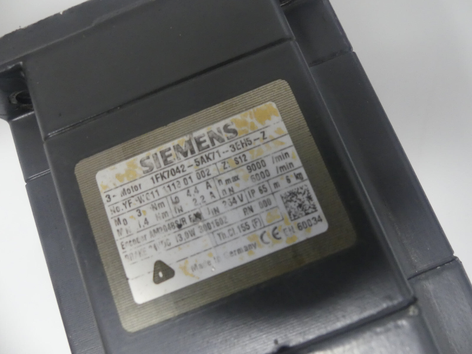 Siemens 1FK7042-5AK71-3EH5-Z  stecker leicht beschädigt  s.Bilder