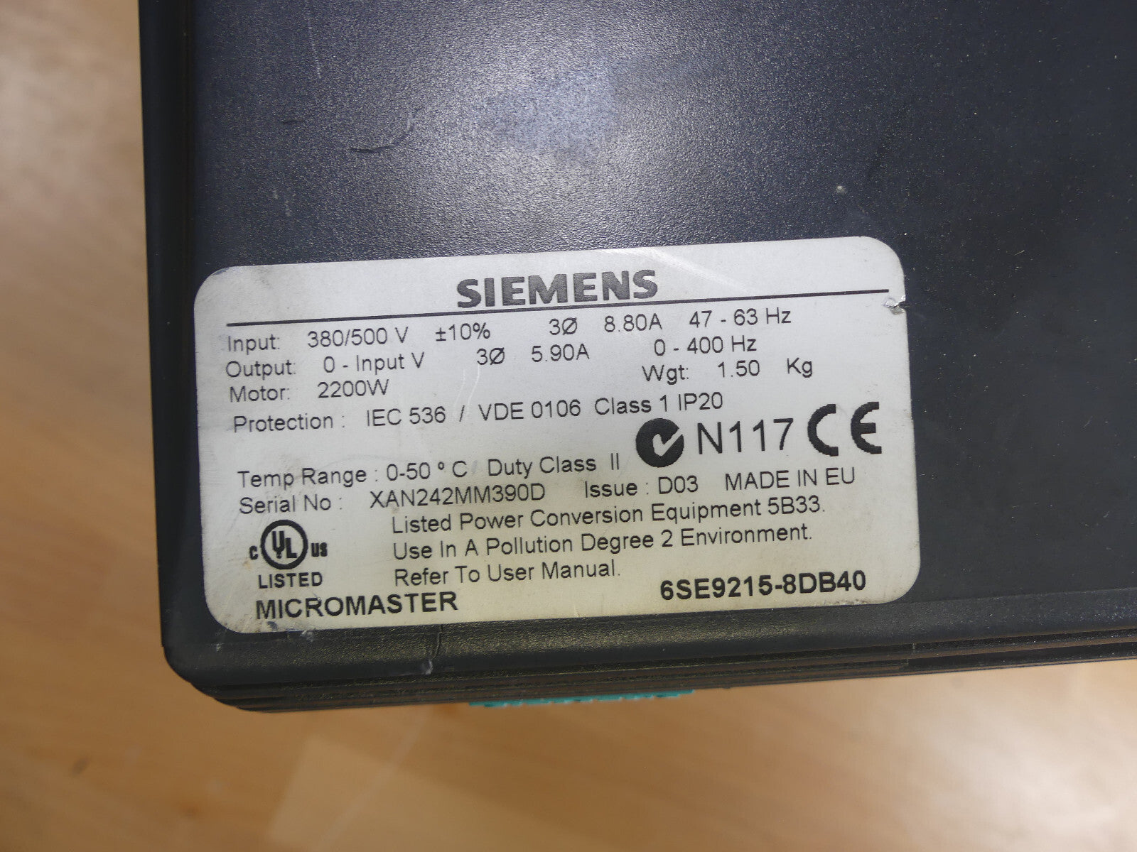 Siemens 6SE9215-8DB40 Micromaster  (leicht beschädigt) + 6se3290-0db87-0fa3