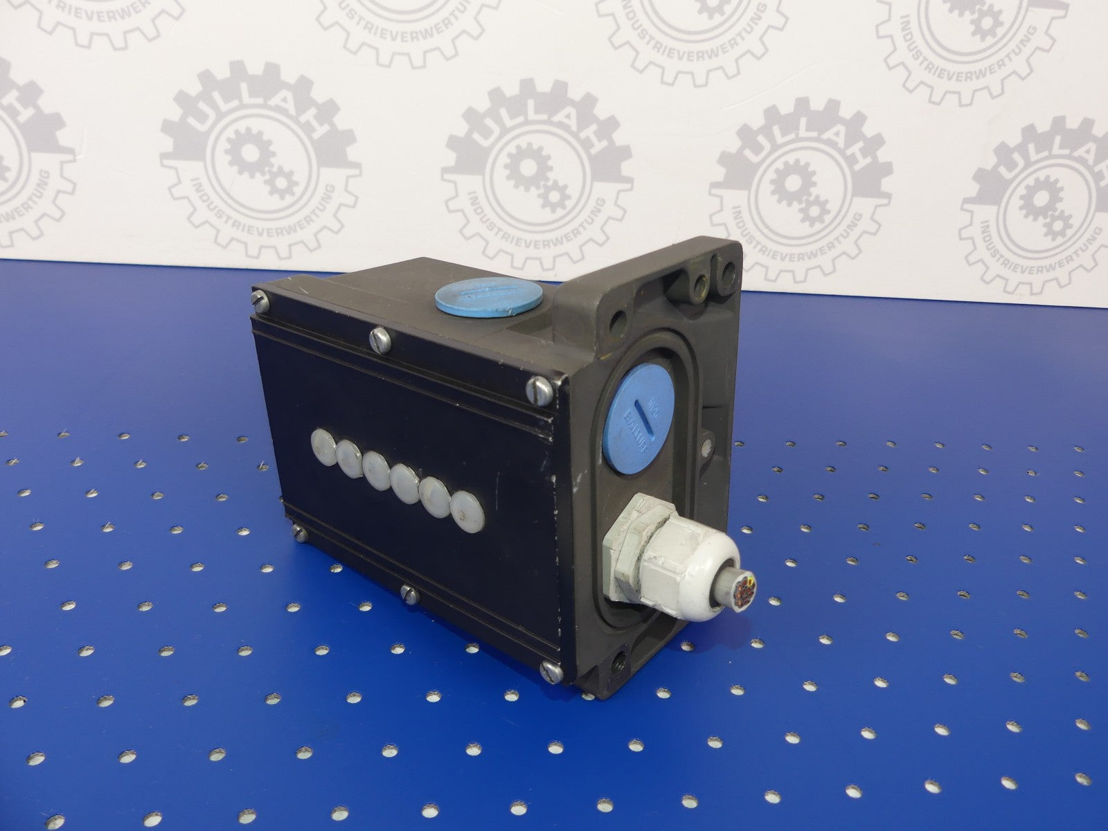 BALLUFF 1301HU BNS 813-D06-R12-100-10-04-FD-S90R BNS04K DIN 43697
