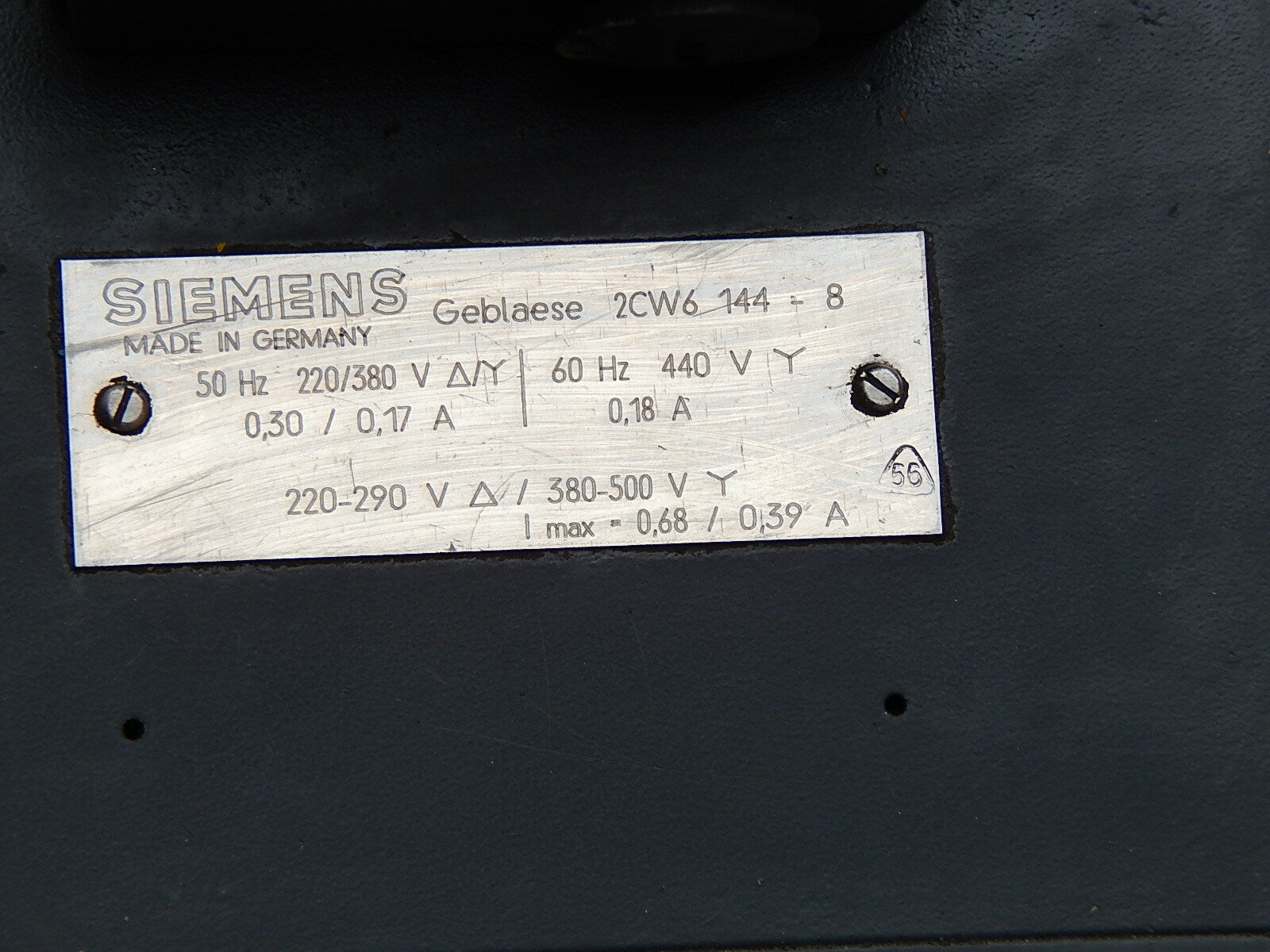 SIEMENS 3~Mot. 1 PH5107-4CF40-Z mit Gebläse 2CW8 144-8 Used