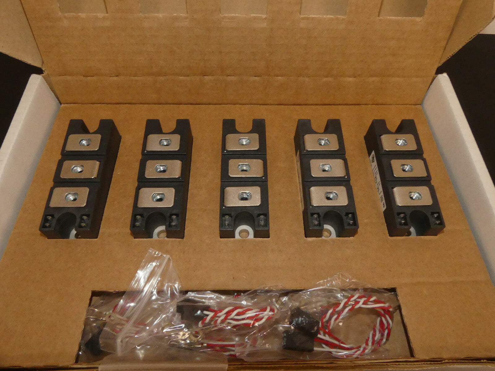 8x Proton-Electrotex MT3-115-36-F-N 