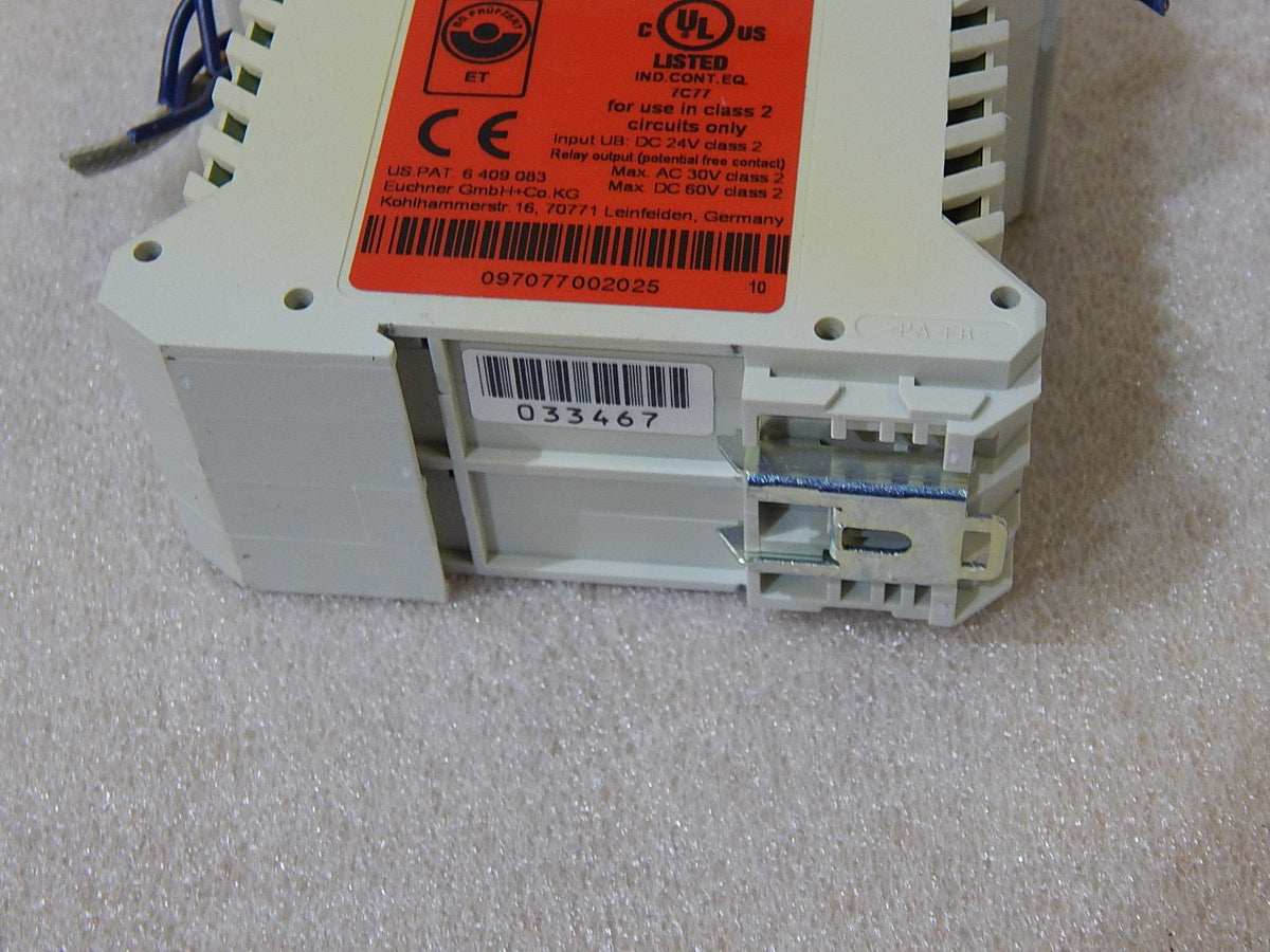 Euchner CES-A-UEA-02B// CES A UEA 02B 097077  SafetyUnit  Used