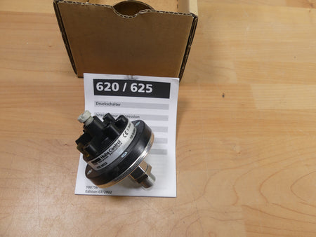 Huba Control 625.9022  Druckschalter Pressure switch