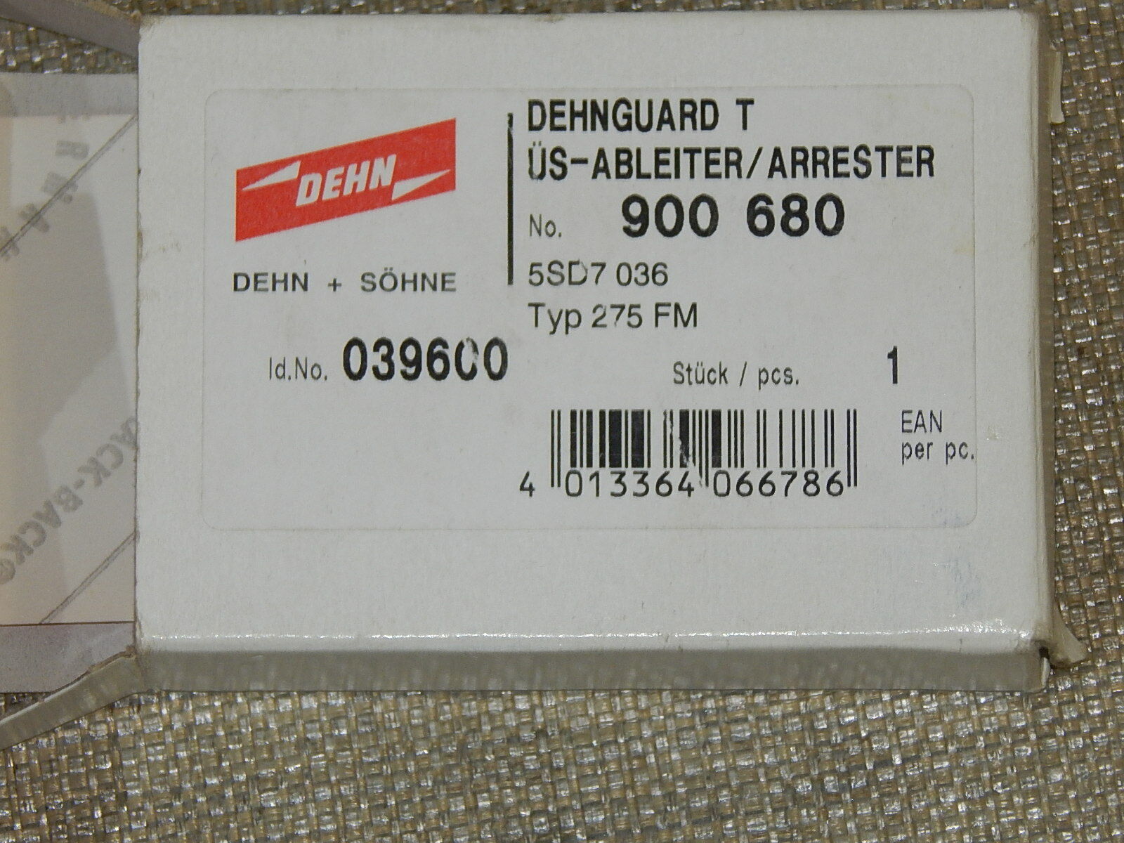  DEHN DEHNguard  275 FM  Überspannungsableiter 900 680 FM  New