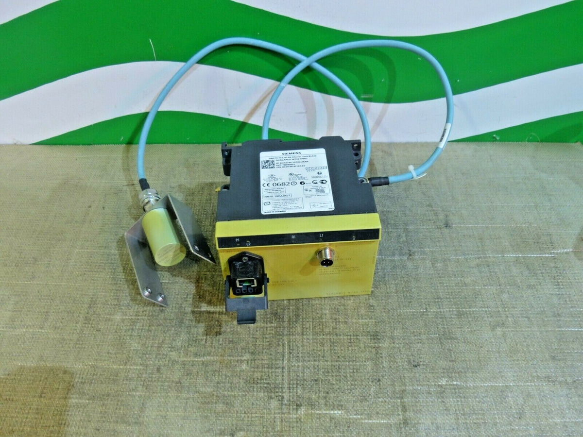 Siemens 6GK5744-1ST00-2AA6 + 6GK5793-4MN00-0AA6