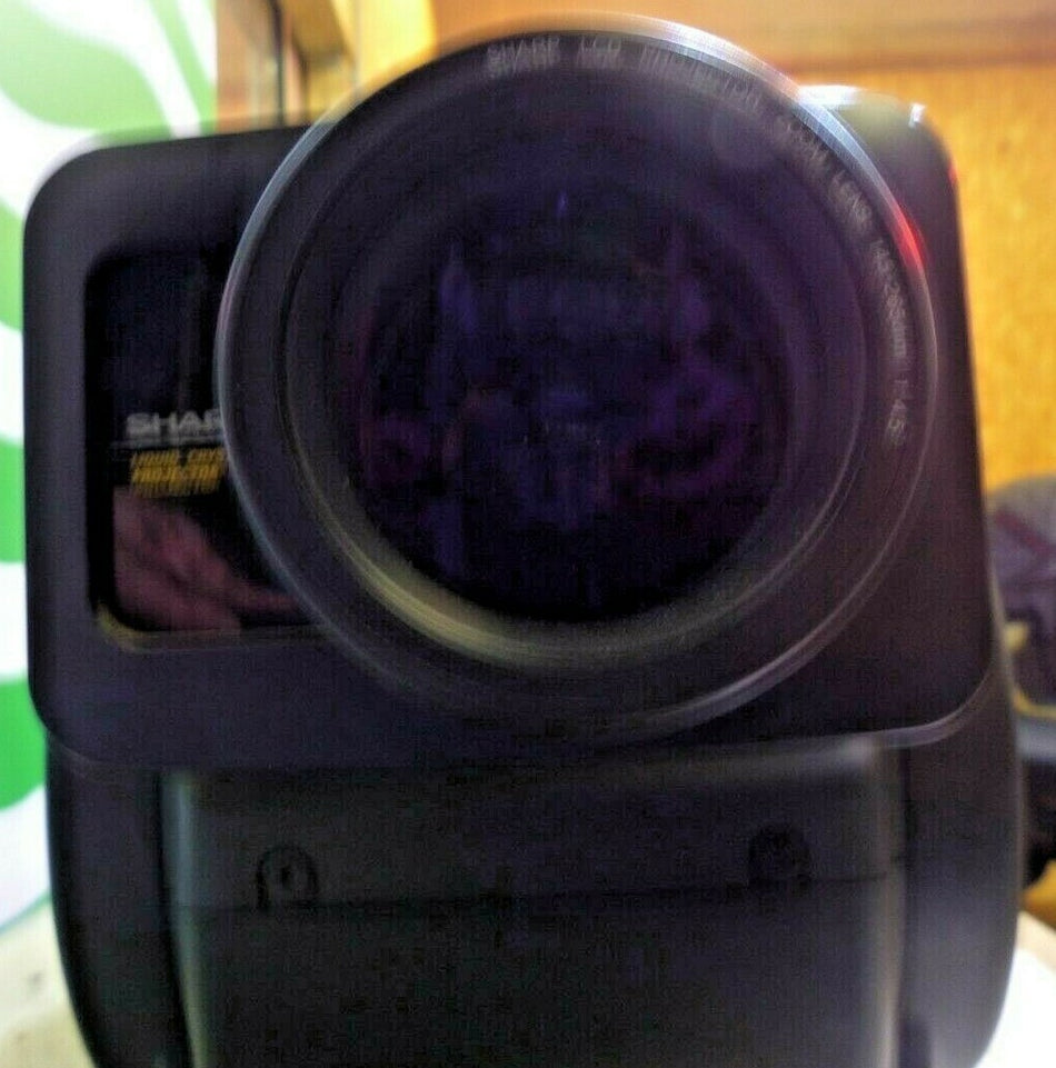 Sharp LCD Projector XV-100ZM