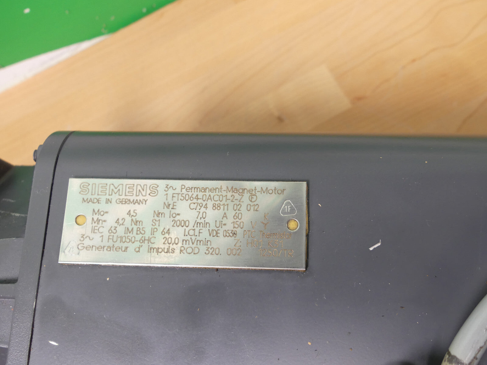 Siemens Servomotor 1FT5064-0AC01-2-Z