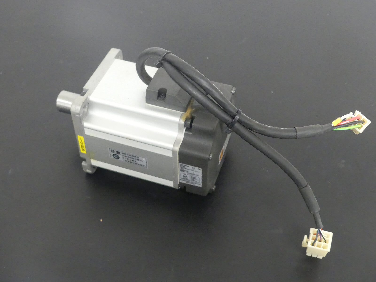 Panasonic ac servo motor MSMD082S1A