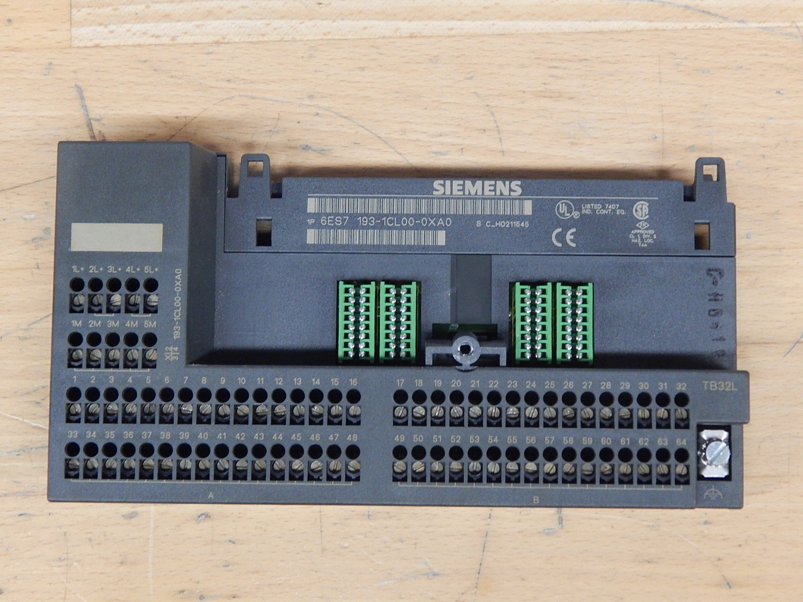 Siemens Simatic S7 6ES7 193-1CL00-0XA0   Terminalblock - used 