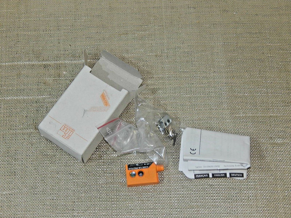  ifm Fotoelektrischer Sensor 0J5000  0JB-FPKG/F0/AS  New