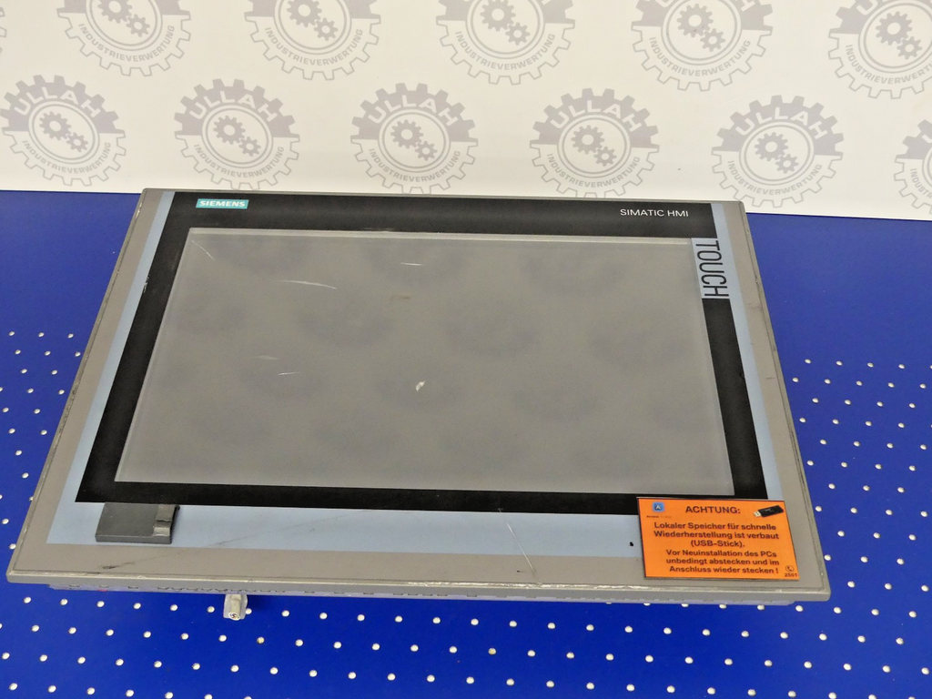 SIEMENS SIMATIC IPC477D 6AV7240-3BC04-0HA0