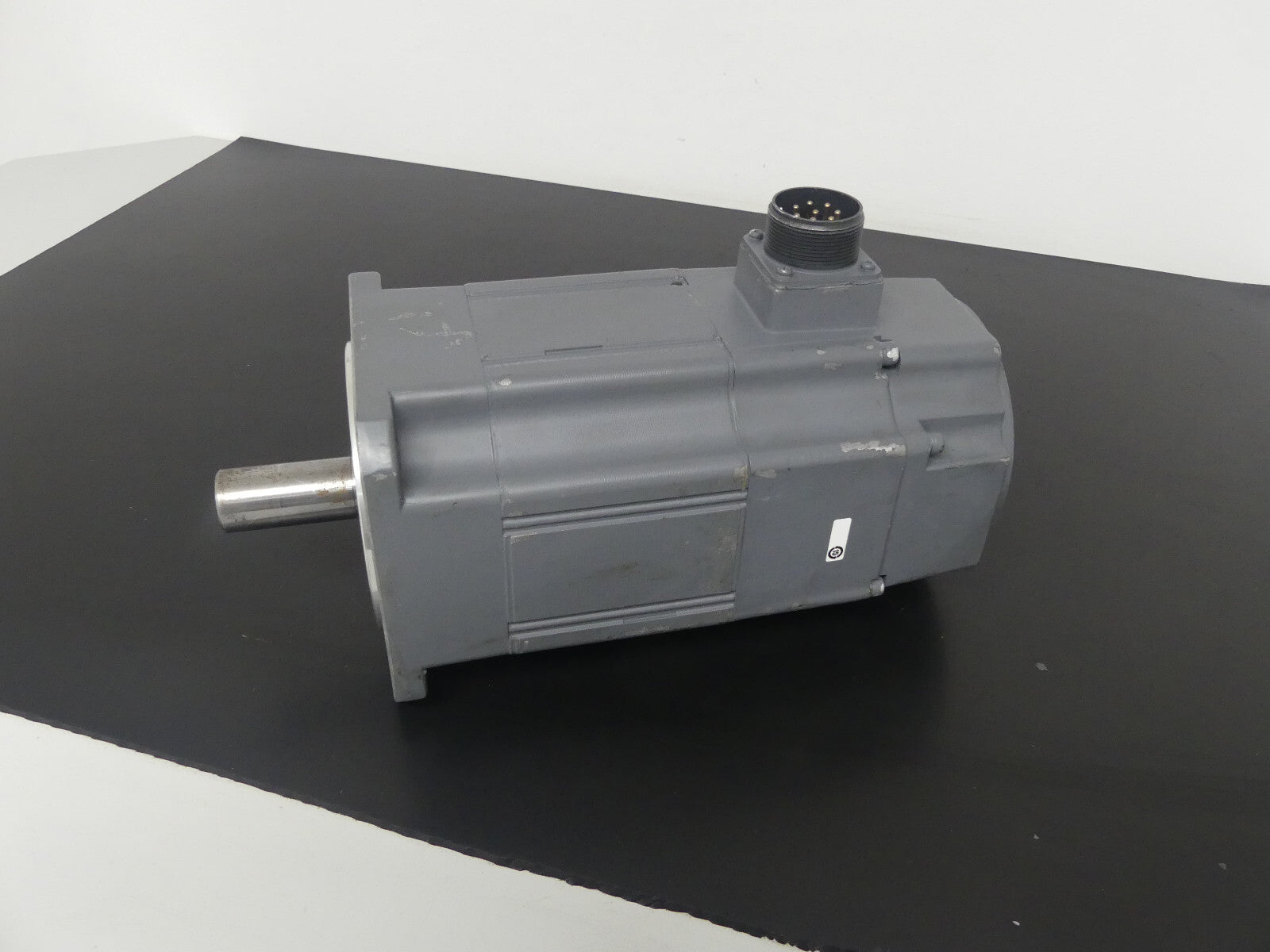 Mitsubishi HA80CB-SS Servomotor used s.Bilder