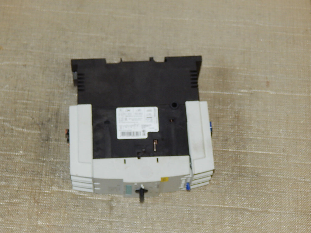  SIEMENS 3RV1742-5JD10 // 3RV1 742-5JD10 Leistungsschalter used