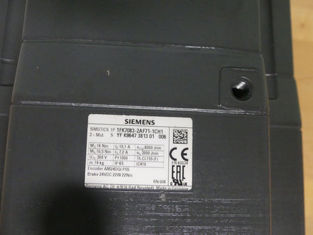  Siemens Servomotor  1FK7083-2AF71-1CH1 used