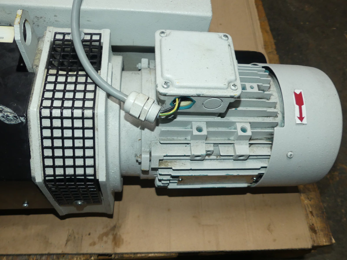 LEYBOLD VACUUM PUMP SV40