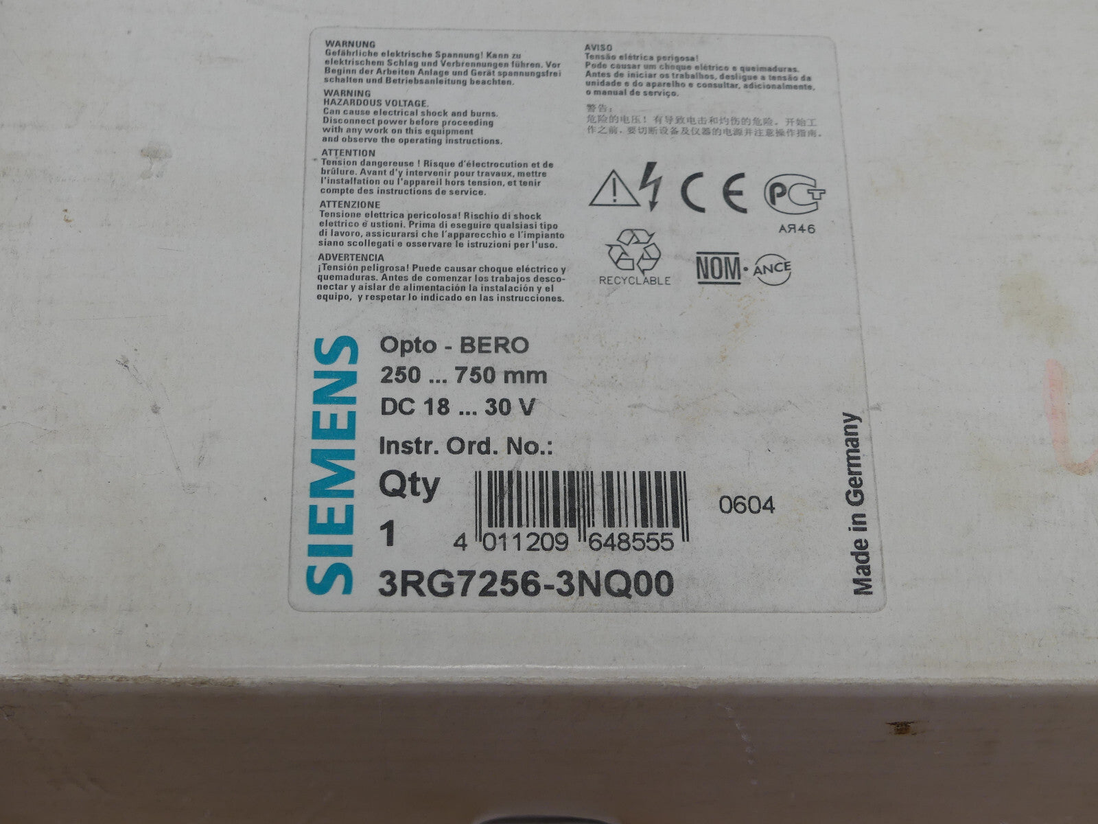 Siemens 3RG7256-3NQ00 Optischer Näherungsschalter