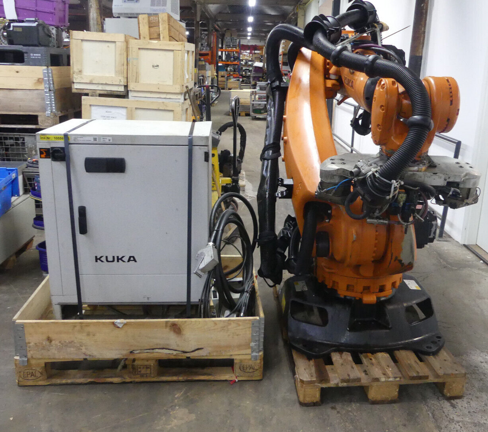 KUKA Industrieroboter KRC4  KR210 R2700 extra  KR210R2700 extr B.j: 09/2017 s.B
