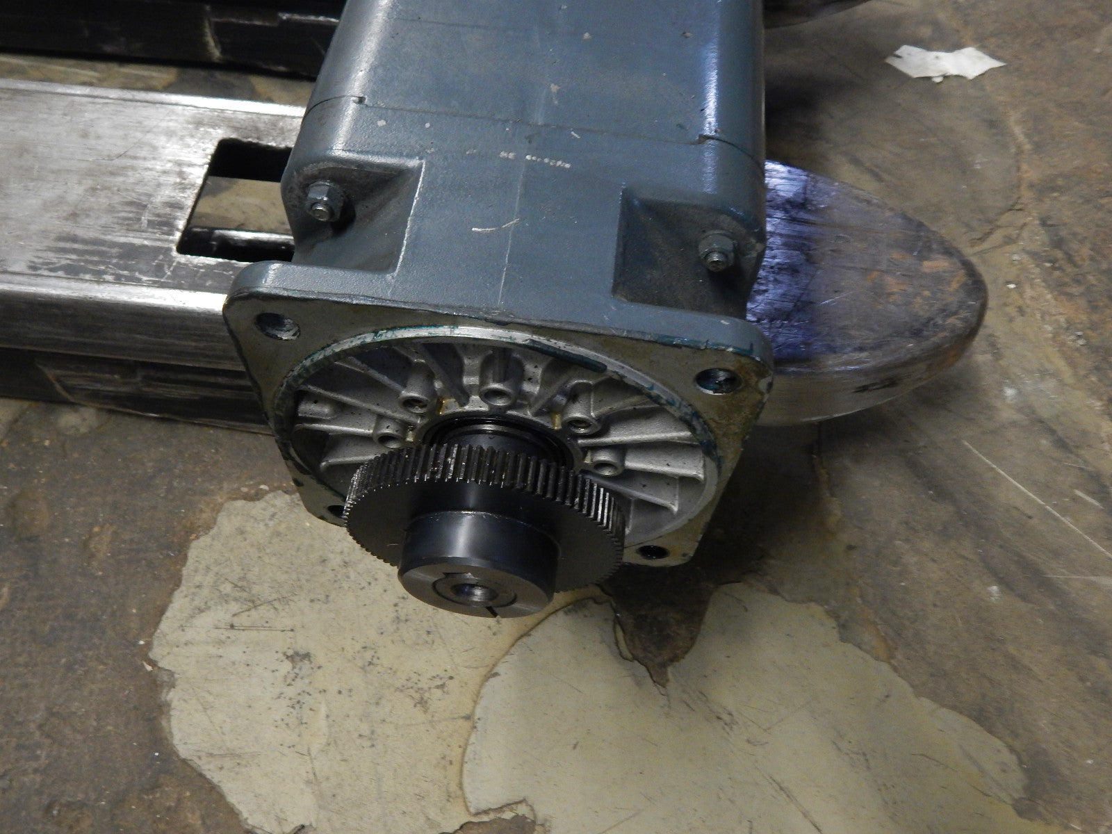 Siemens  Permanent-Magnet-Motor 1 HU3104-0AH01-Z 