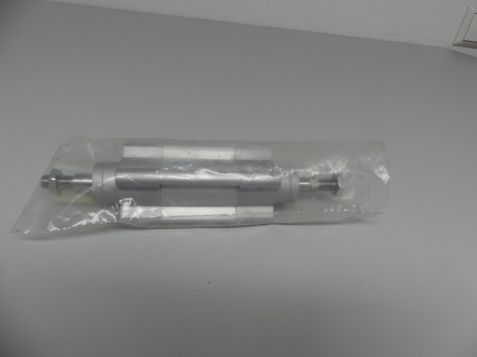 Festo DSBC 32-15 T-PPVA-N3