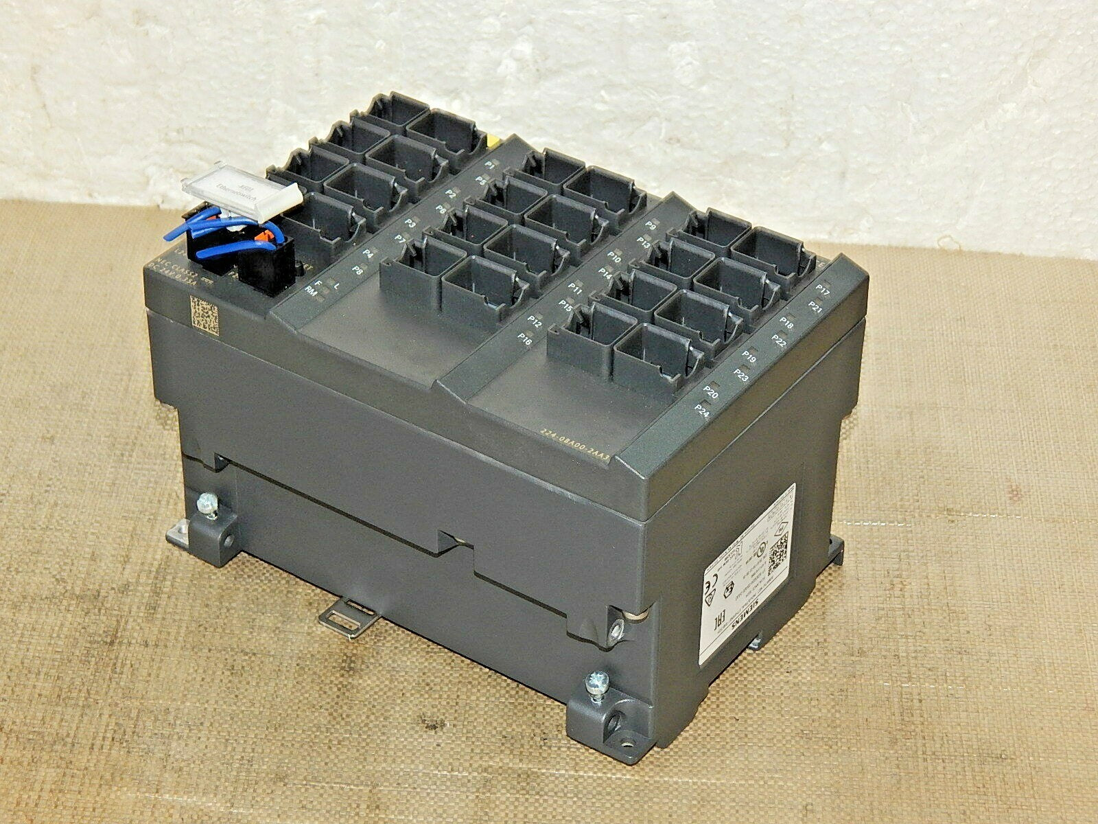  Siemens 6GK5224-0BA00-2AA3  Scalance  Simatic NET Ethernet Switch E.10