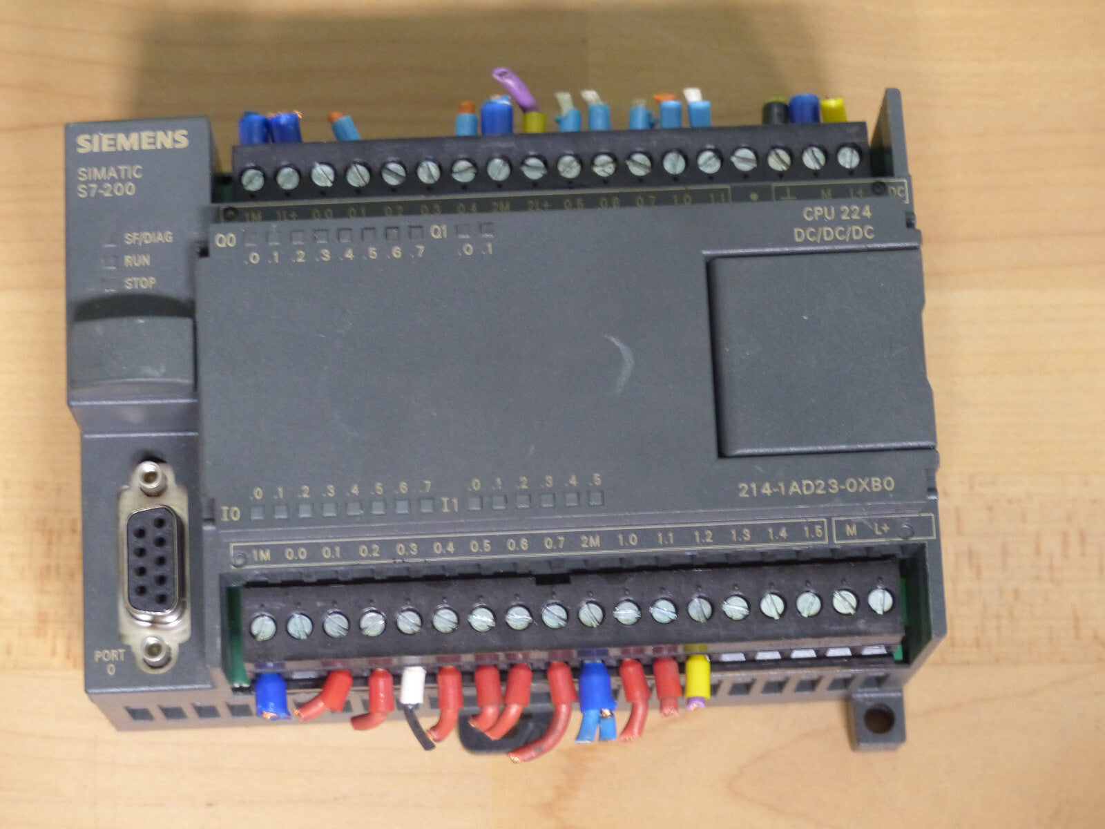 Siemens SIMATIC S7-200 CPU224  6ES7214-1AD23-0XB0   6ES7 214-1AD23-0XB0