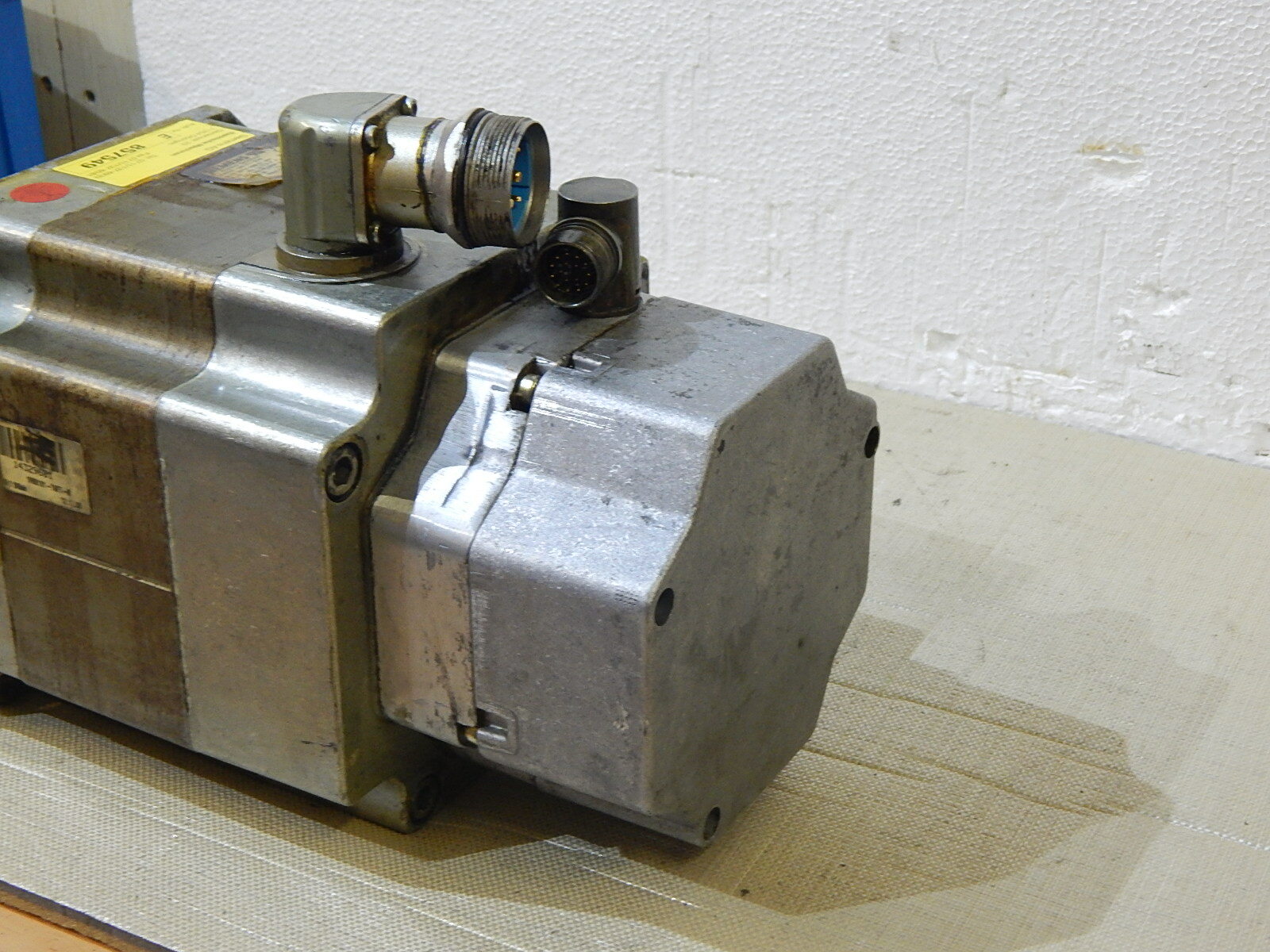 Siemens  3~Brushless Servomotor 1FK6101-8AF71-1EH2 used s.Bilder