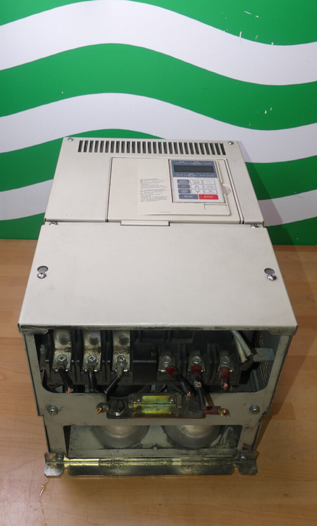 YASKAWA Electric AC DRIVE CIMR-F7E4022