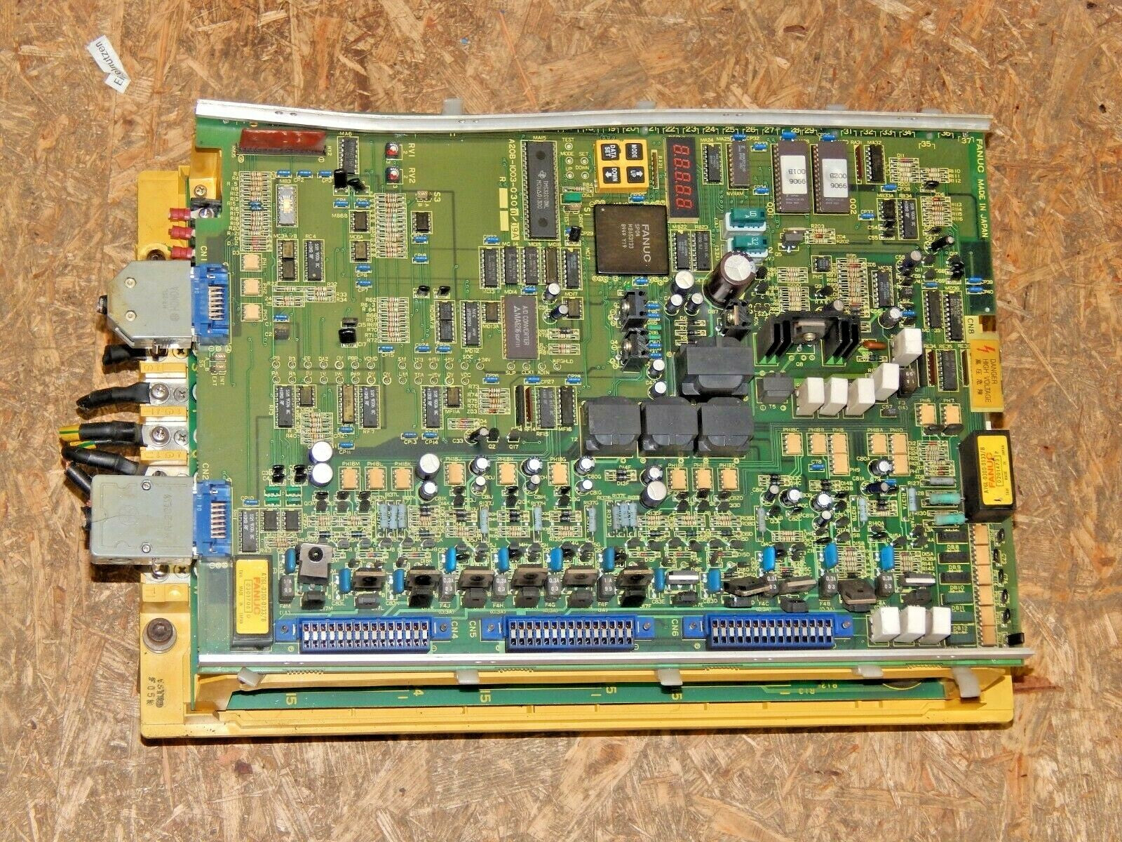 FANUC A20B-1003-0300 / 09A Spindle Drive Board Rahme gebrochen s.Bilder