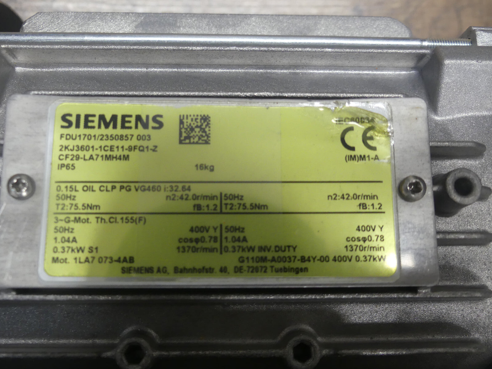 siemens 6sl3544-0tb02-1fa0+6SL3517-1BE11-3AM0 Neuewertig  getribemoter s.Bilder