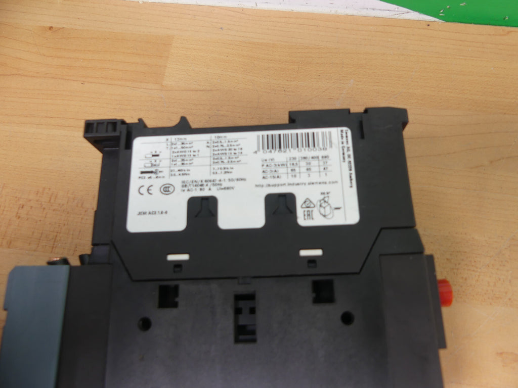 SIEMENS 3RT2037-1KB40  24V DC SIRIUS LEISTUNGSSCHÜTZ *E03* USED