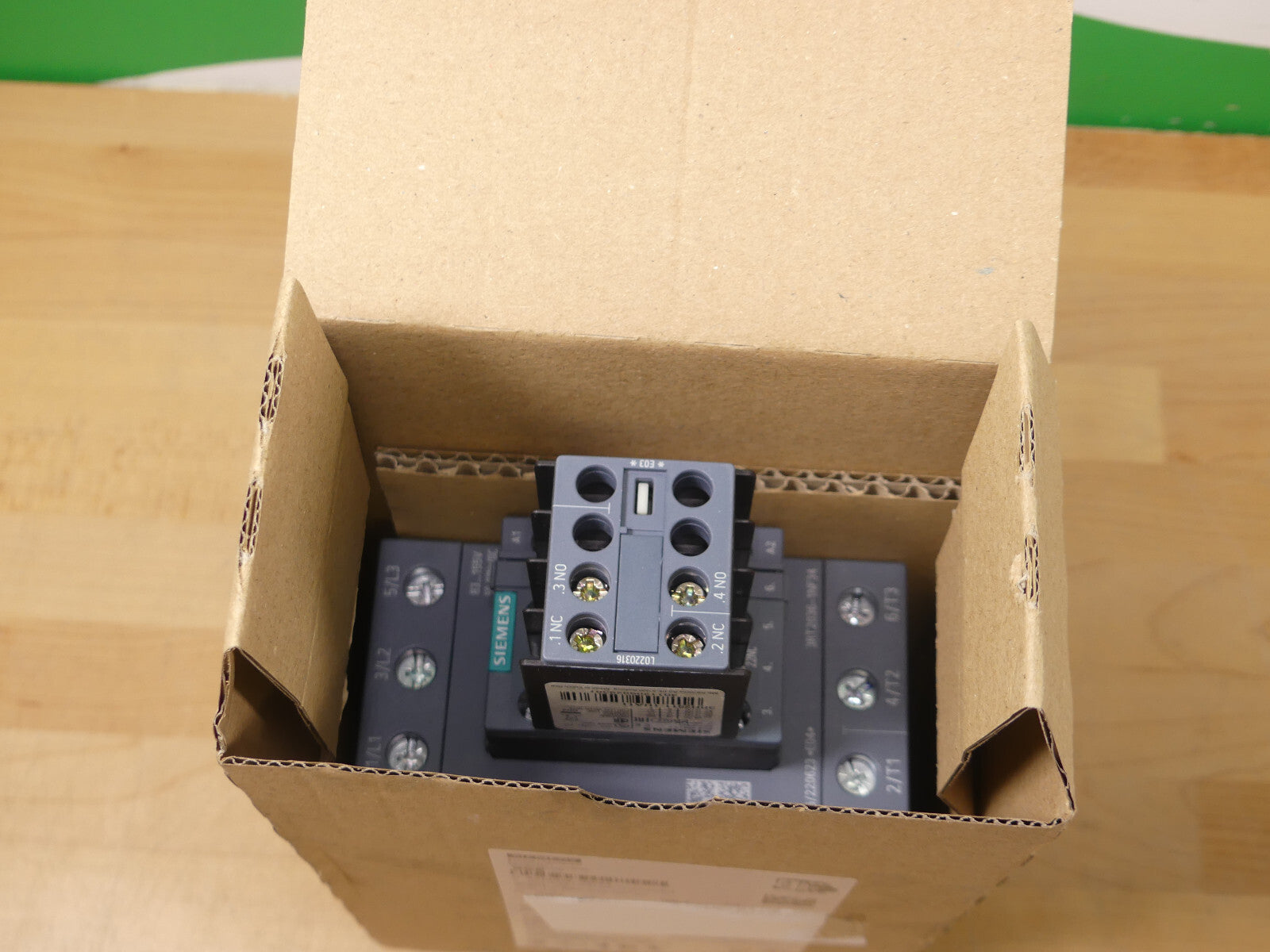 Siemens Dig.Industr. Schütz 3RT2036-1NF34 Schalter